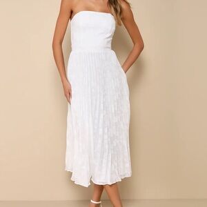 Lulu's White Strapless Dress